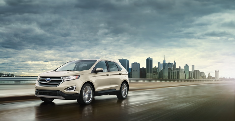 2018-Ford-Edge-Titanium-SUV-L01.png
