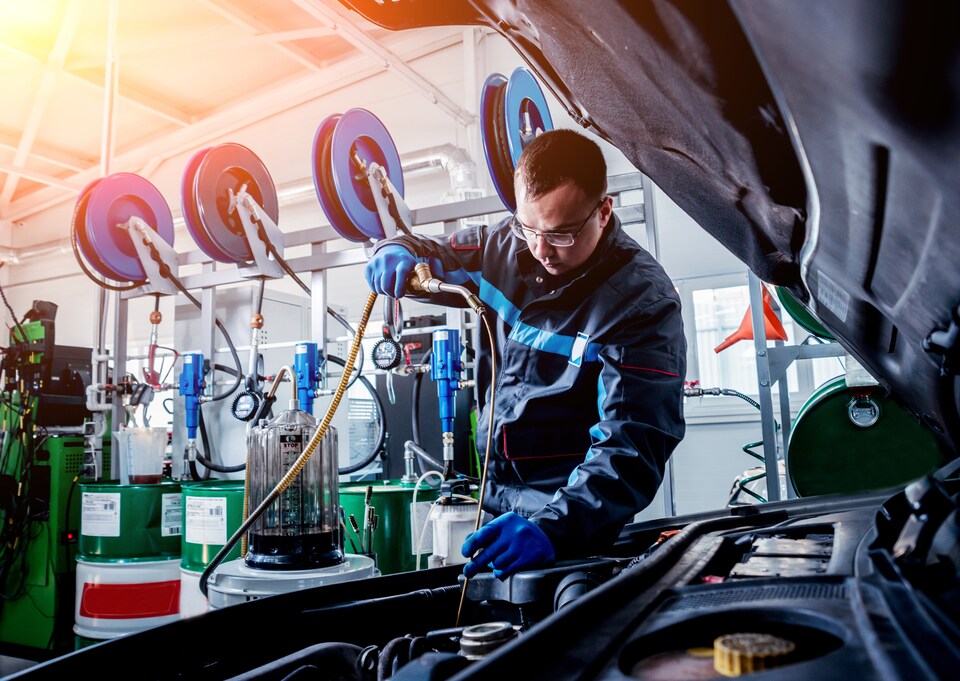 Oil Change Service Technician
