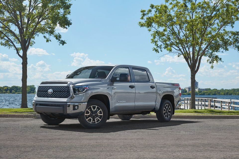 2021-Toyota-Tundra-TRDPro-CrewCab-StandardBed-Truck-L03.png