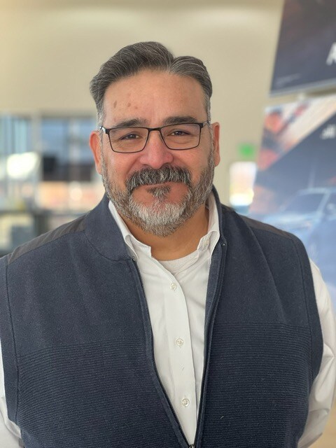 Steven Hinojosa 1.jpg