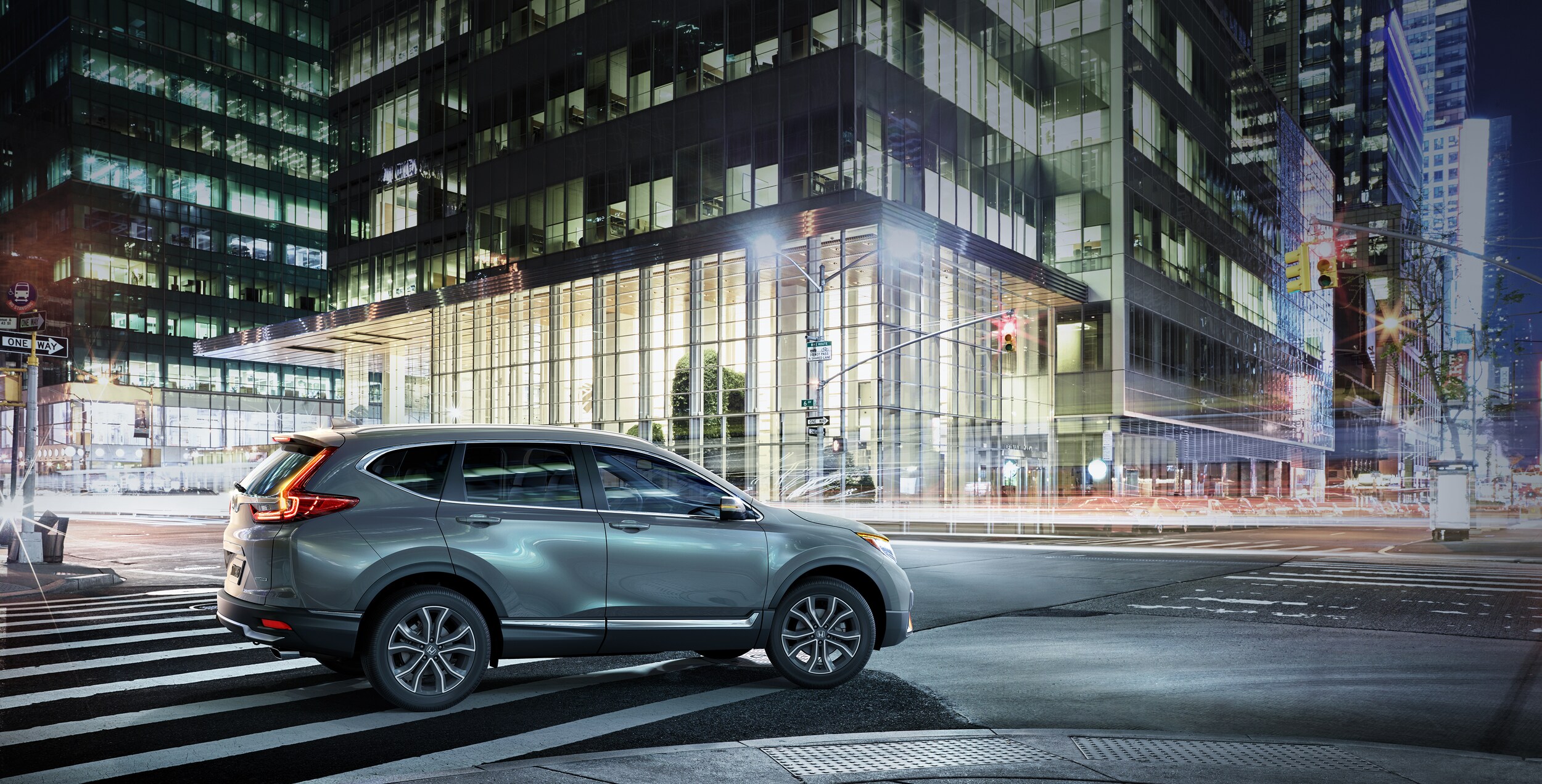 2021-Honda-CRV-Touring-SUV-L01.png