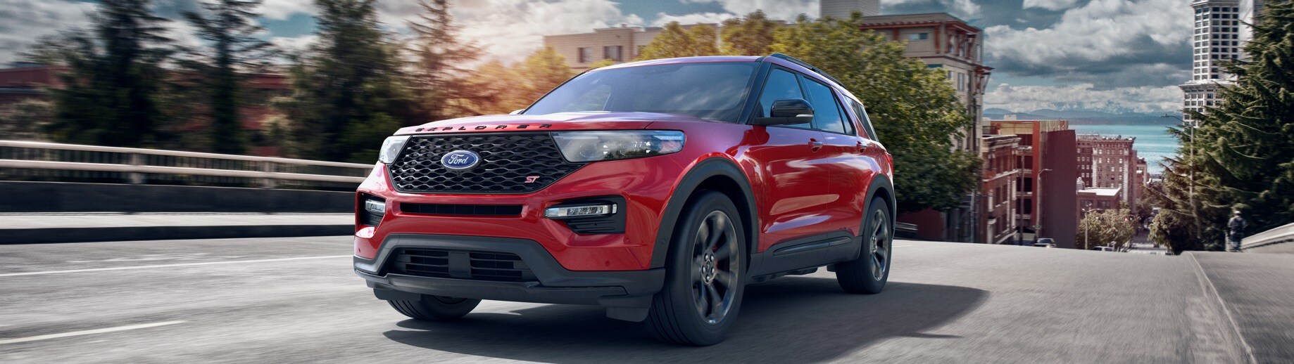 2022 Ford Explorer ST 1.jpg