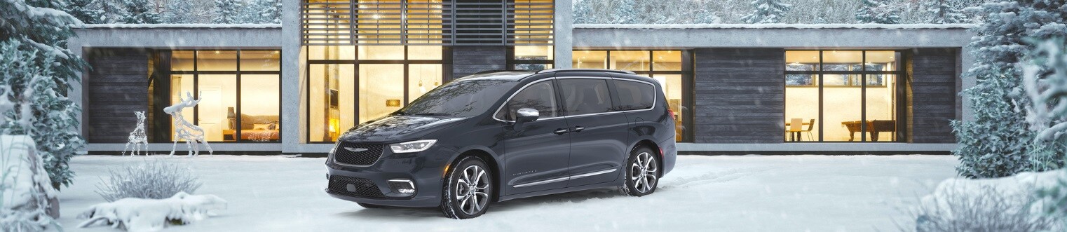 2021 Chrysler Pacifica in Snow
