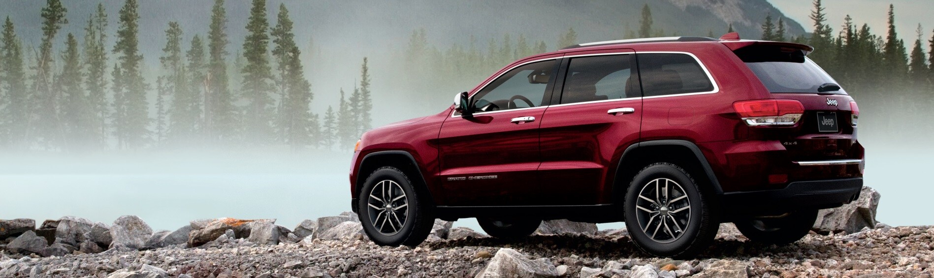 2022 Jeep Grand Cherokee.jpg
