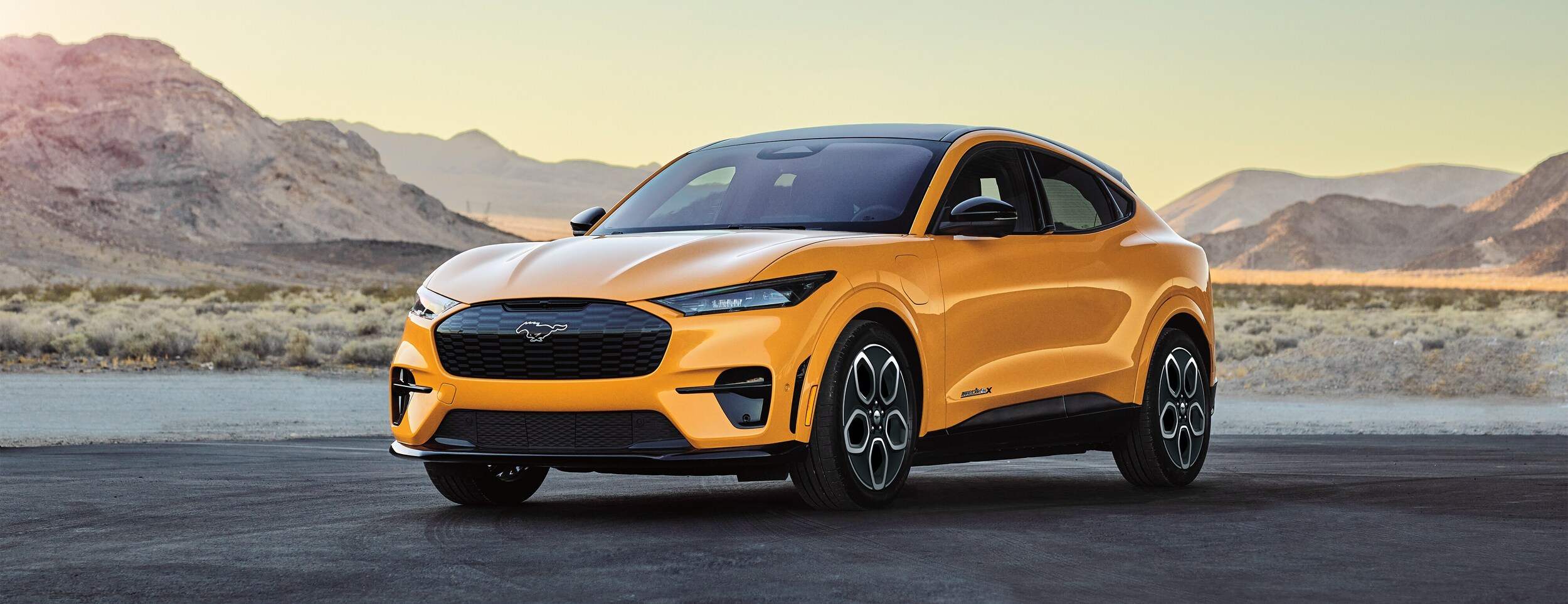 2024-Ford-MustangMachE-GT-SUV-L01-4000x1541.jpg