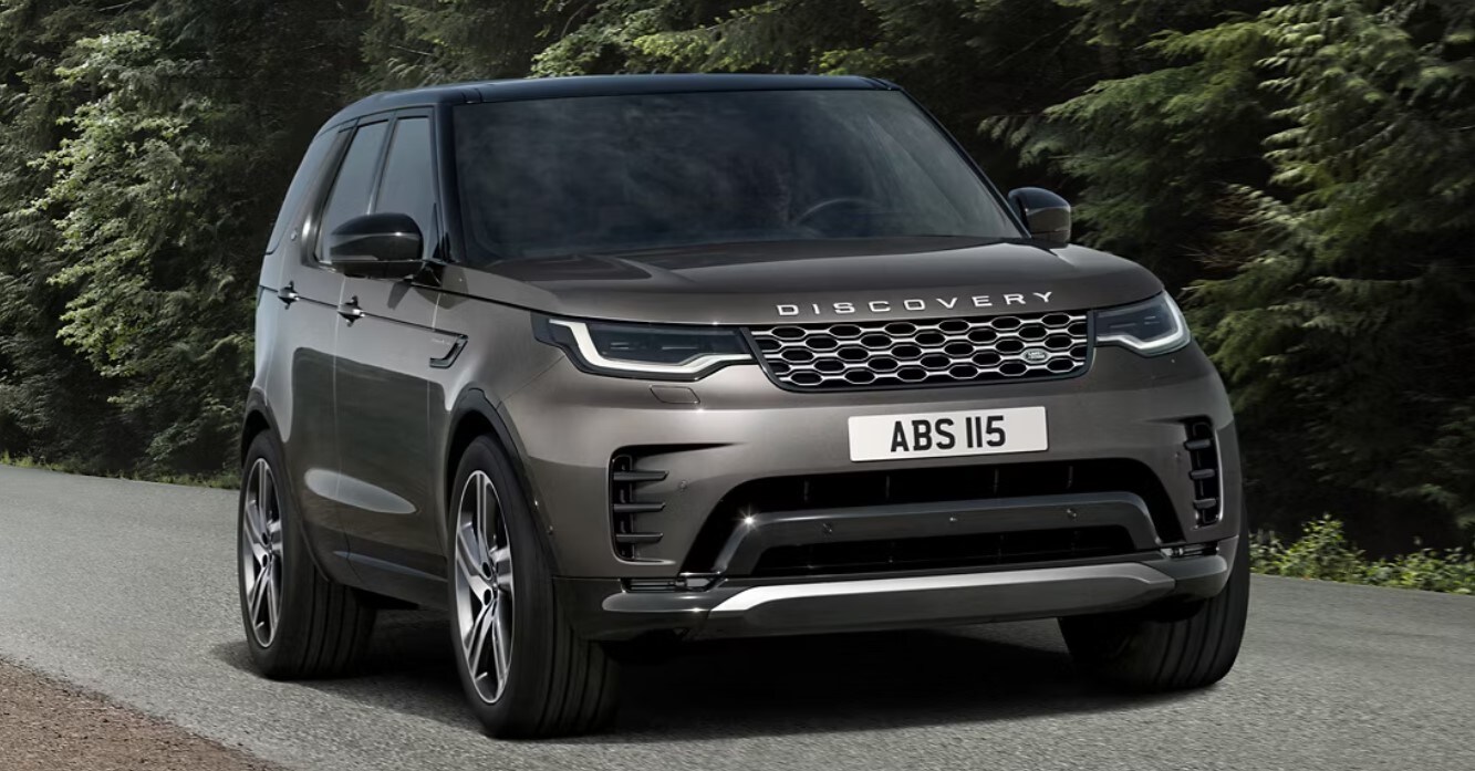 New 2024 Land Rover Discovery Land Rover Novi