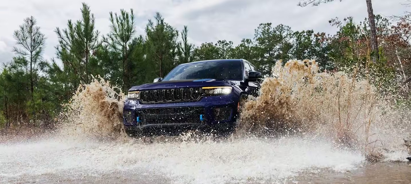 Learn more about the Jeep Grand Cherokee.jpg