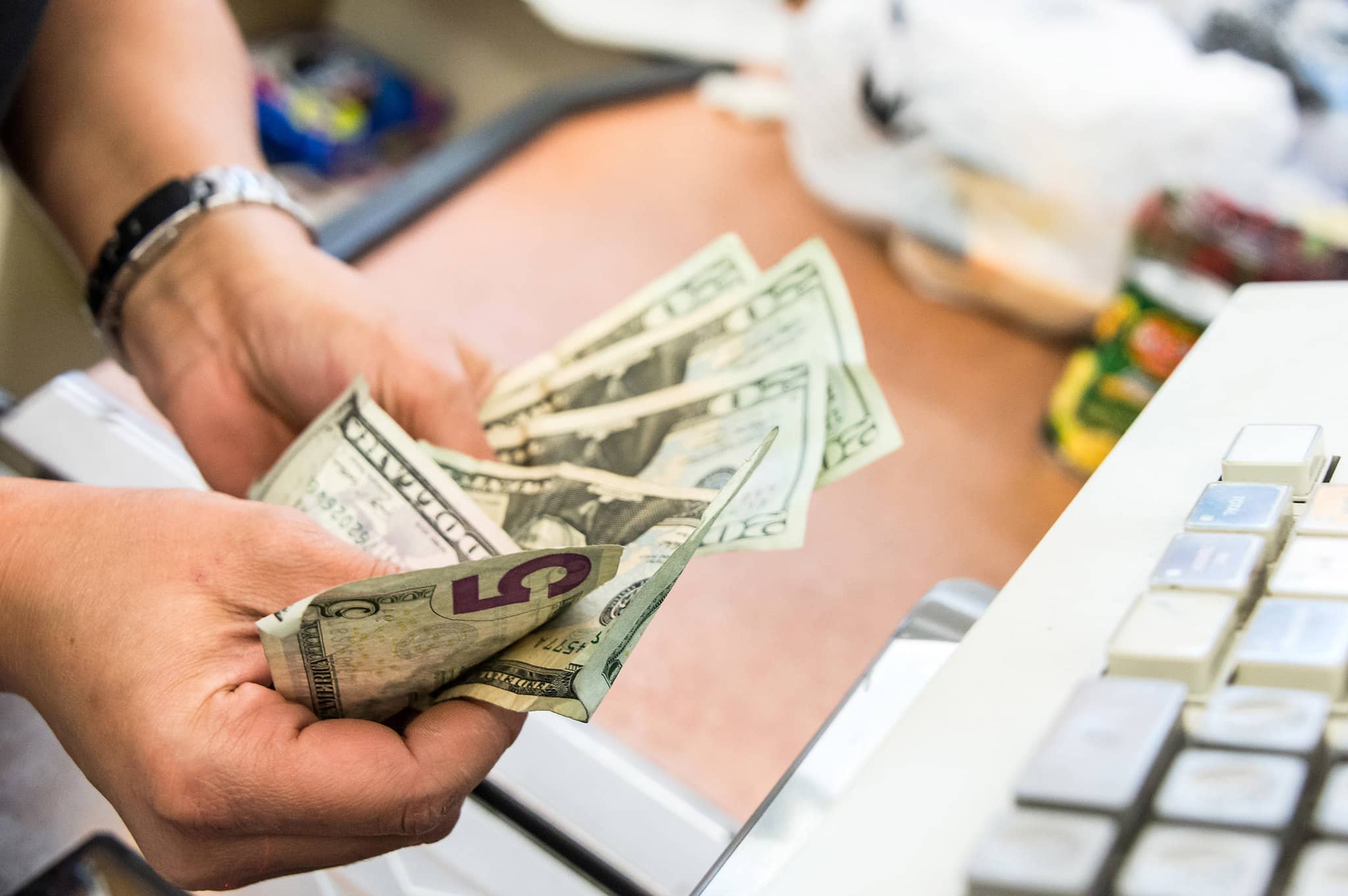 Why Sell Your Vehicle For Cash | Auburn, NY Why Sell Your Vehicle For Cash | Auburn, NY