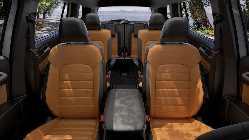 2018 VW Atlas - Interior (5).jpeg