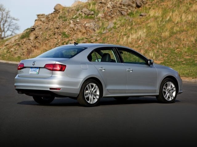 2018 VW Jetta - Exterior (3).jpg