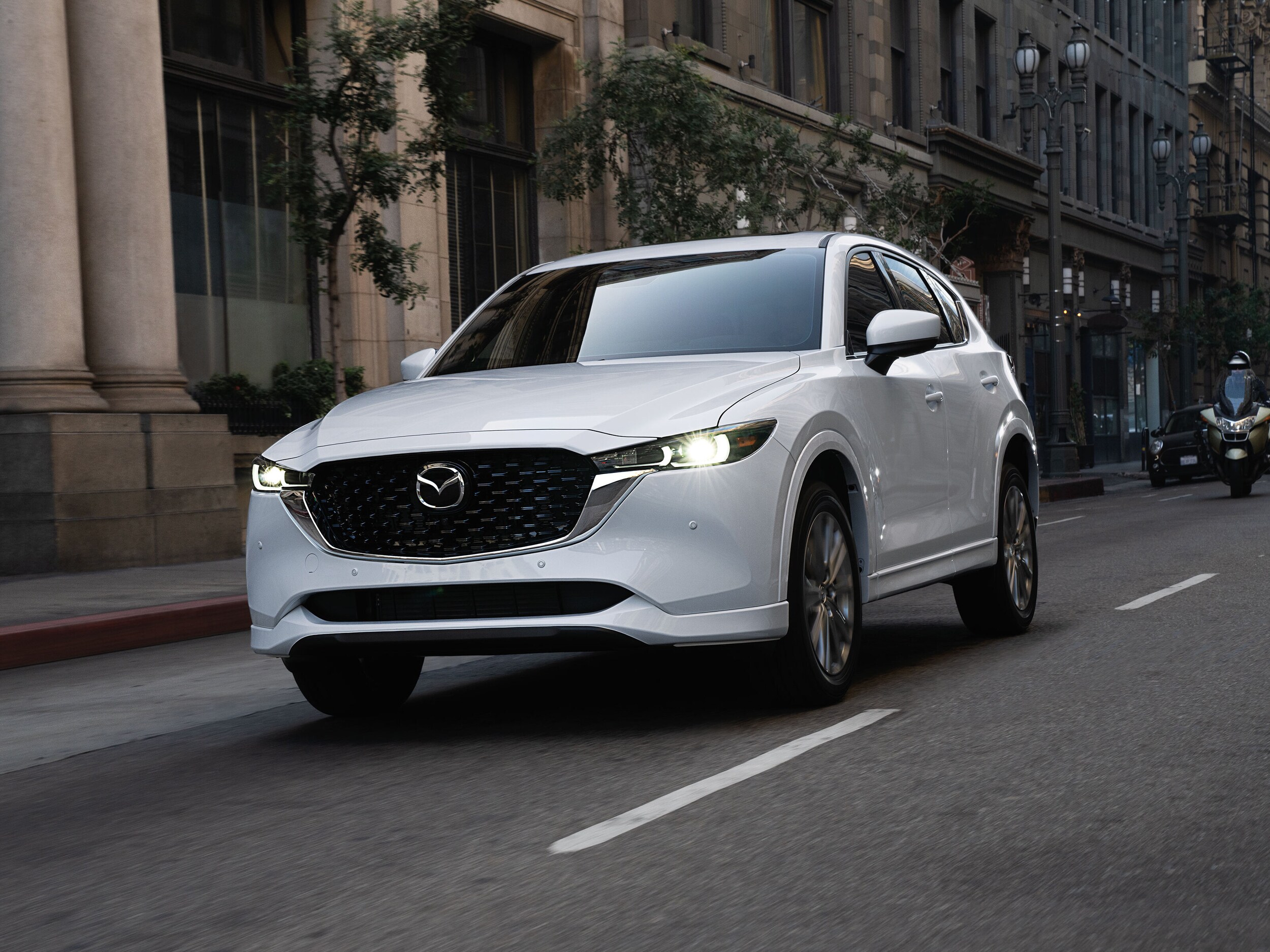 2023-Mazda-CX5-TurboSignature-SUV-L02.jpg Mazda CX-5
