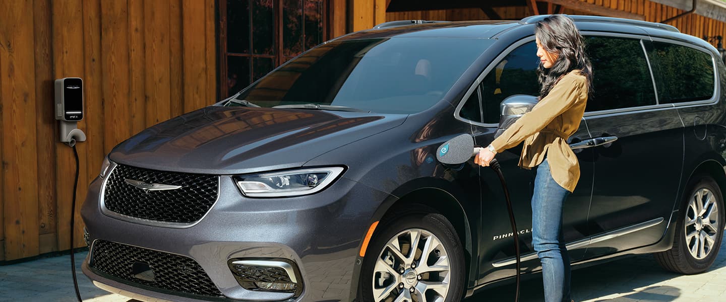2023 Chrysler Pacifica Hybrid