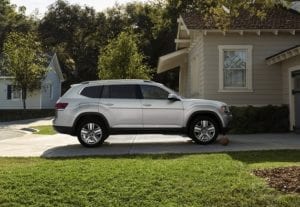 2019-Volkswagen-Atlas-5-small-300x207.jpg