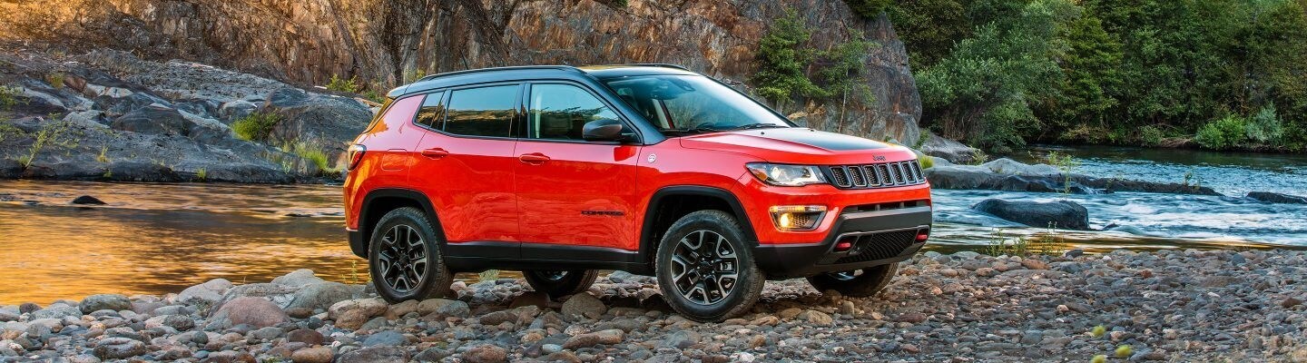 2018 Jeep Compass front.jpg