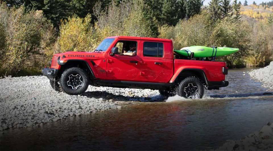 Off Road Trail-Rated Pickup Truck 2020 Jeep Gladiator