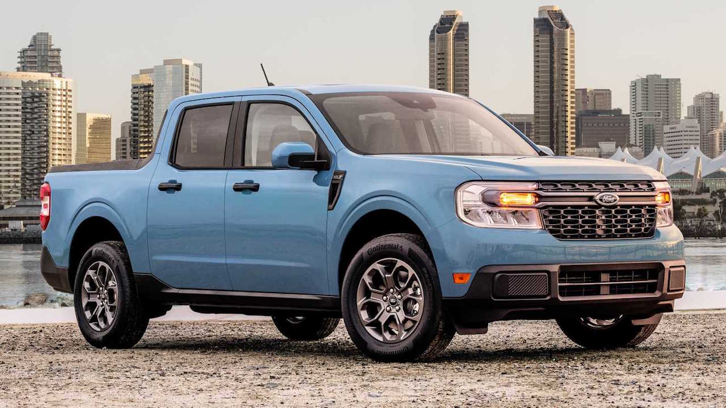 2022-ford-maverick-xlt.jpg