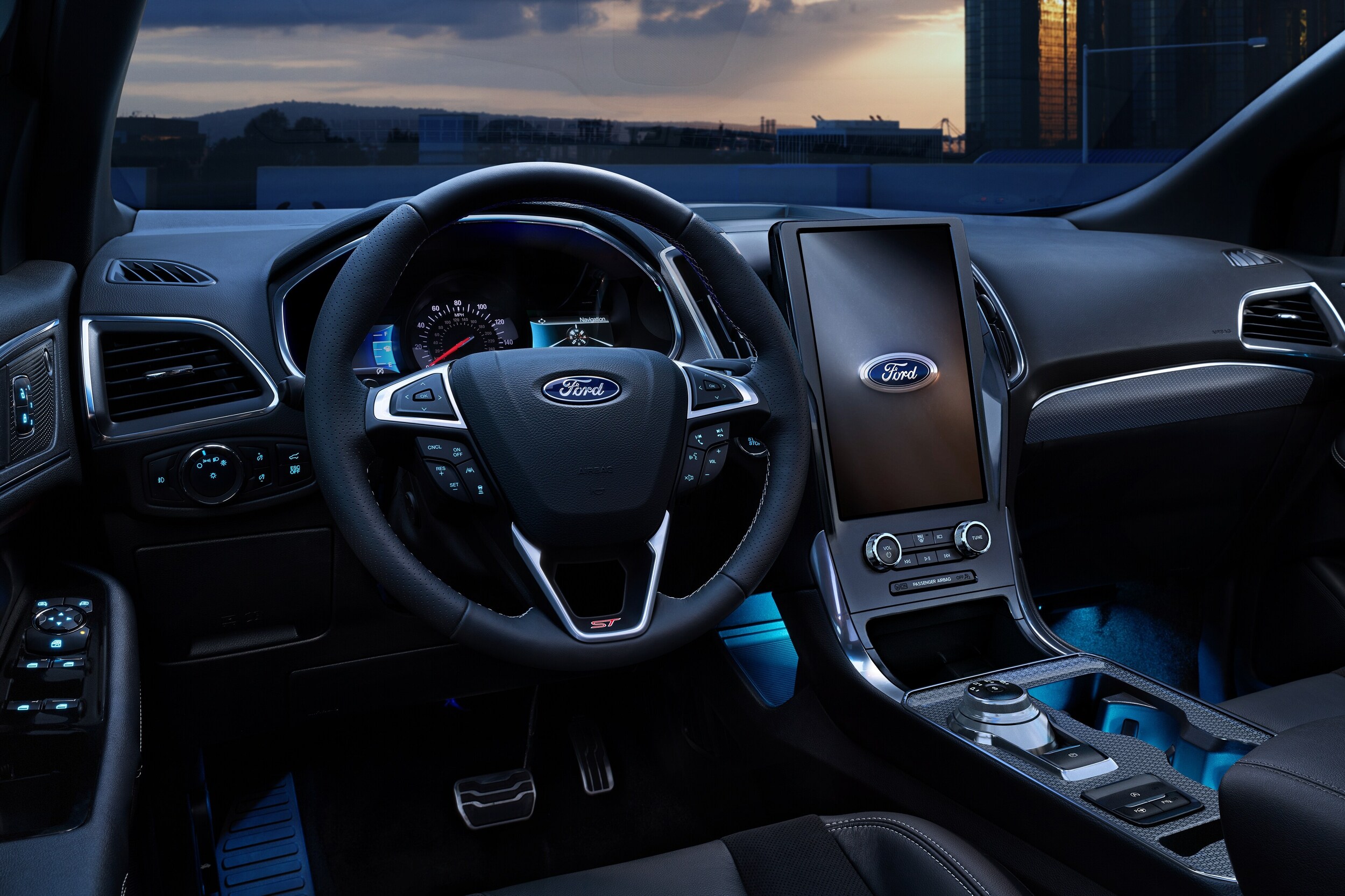 Stay Connected with Cutting-Edge Infotainment Stay Connected with Cutting-Edge Infotainment