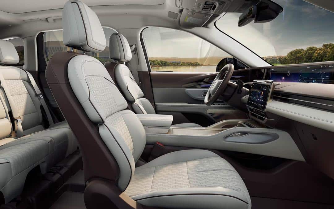The expansive panoramic screen inside the 2026 Lincoln Nautilus.