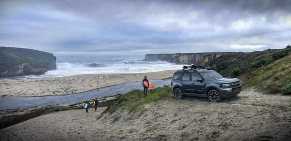 2021-Ford-BroncoSport-OuterBanks-SUV-L01.jpg