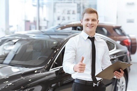Ford Dealership Customer Service Assitance