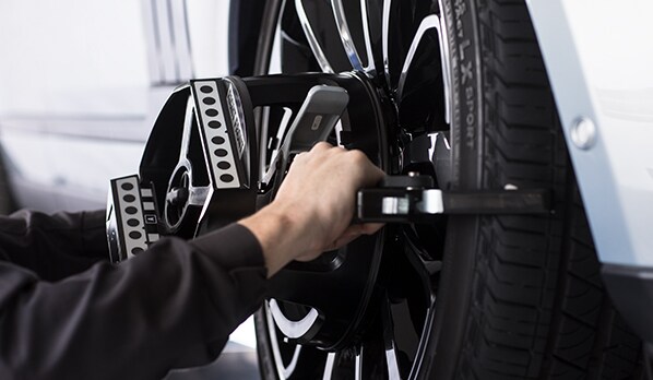 4 wheel alignment