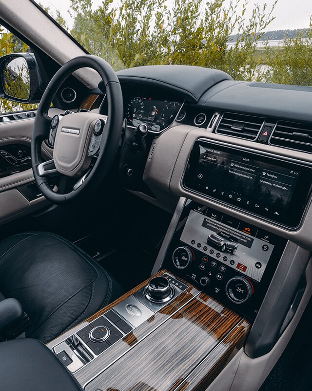Hennessy-Range-Rover-Technology.png