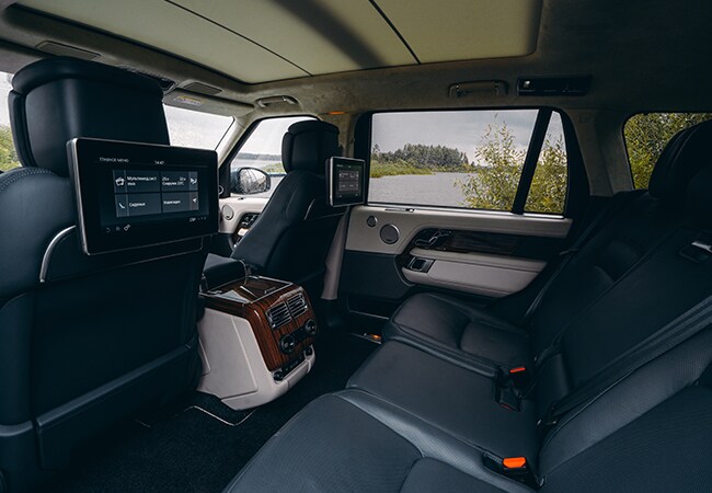 Hennessy-Range-Rover-Rear-Interior.png