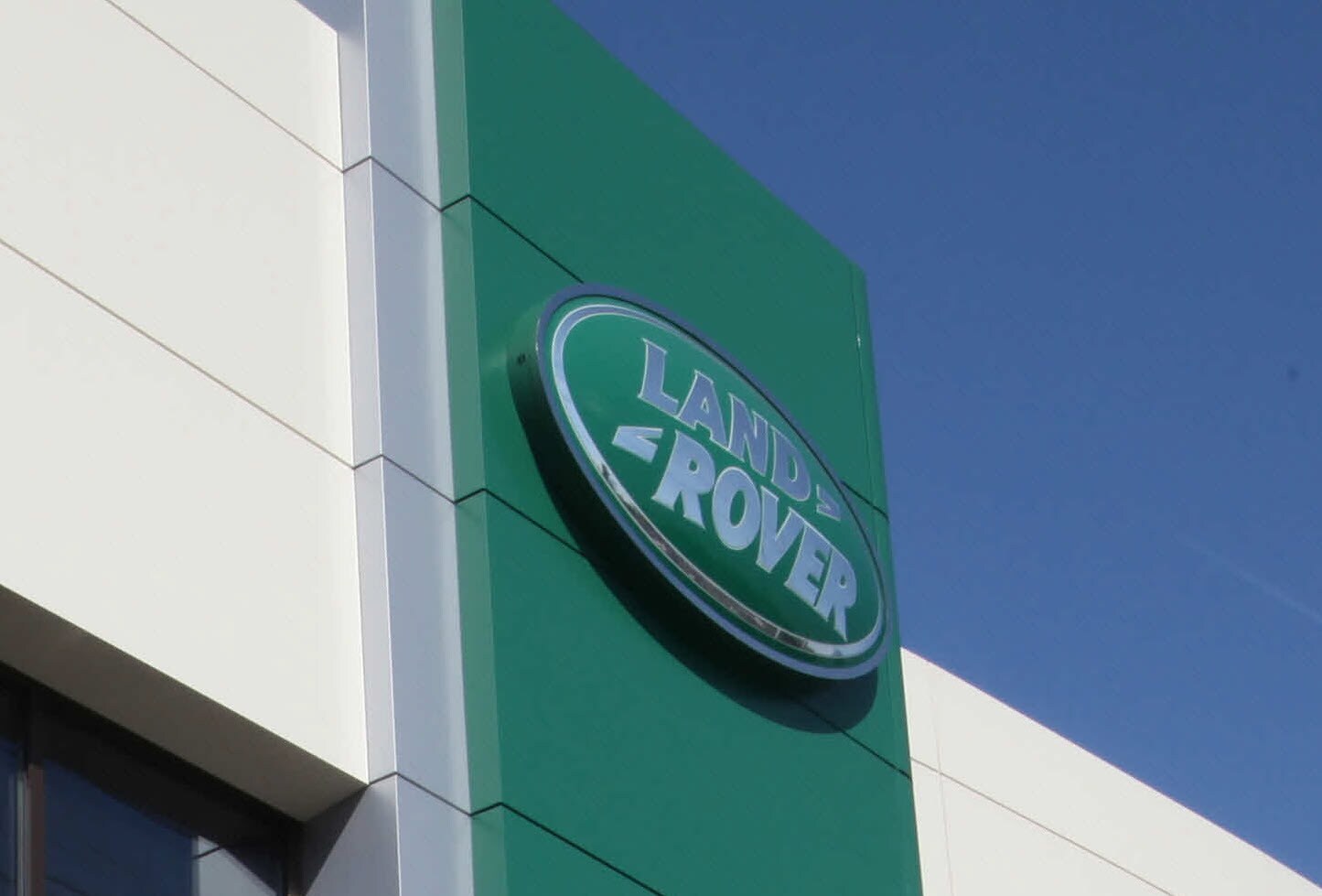Land Rover Storefront.png