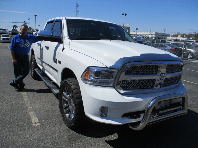 Galeana Body Shop Collision Center 2.JPG