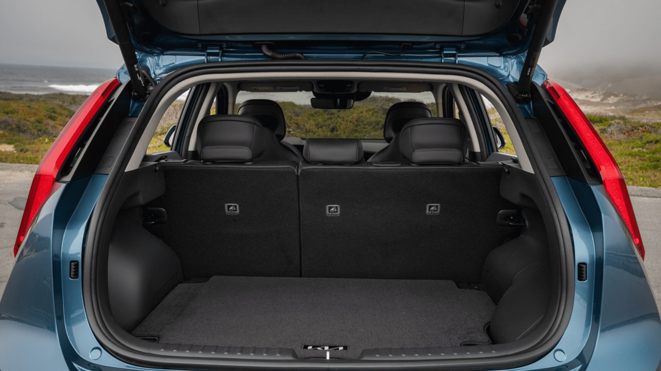 Cape Coral, FL - The 2024 Kia Niro Plug-In Hybrid Interior Cape Coral, FL - The 2024 Kia Niro Plug-In Hybrid Interior