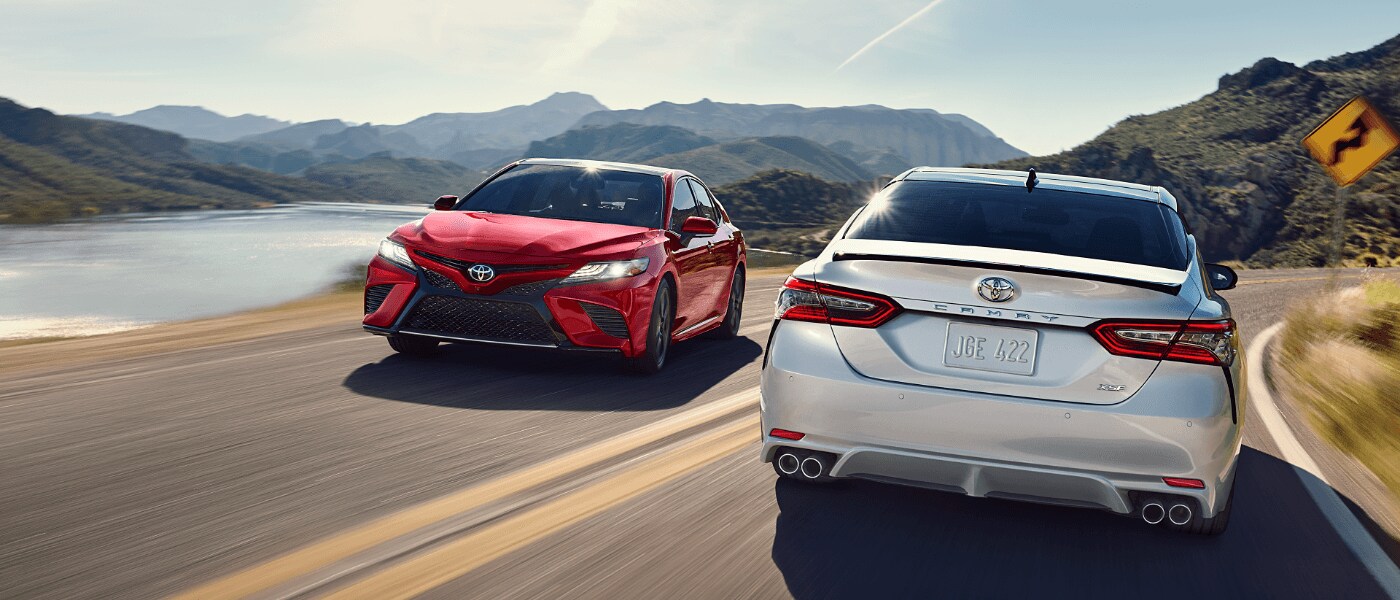 19Toyota_Camry_2upFrontBackRoad.png