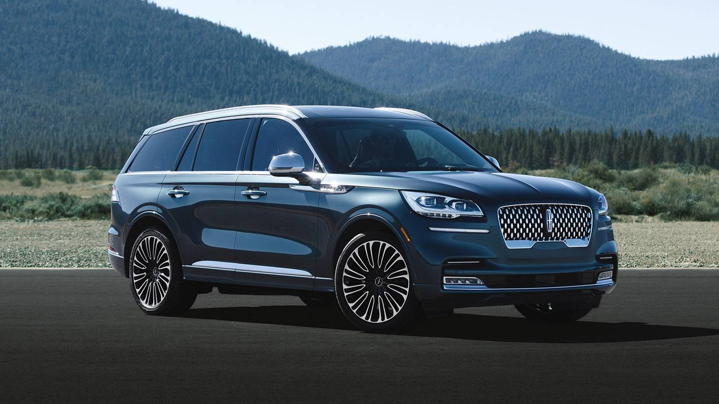 2020 lincoln aviator blue.jpg