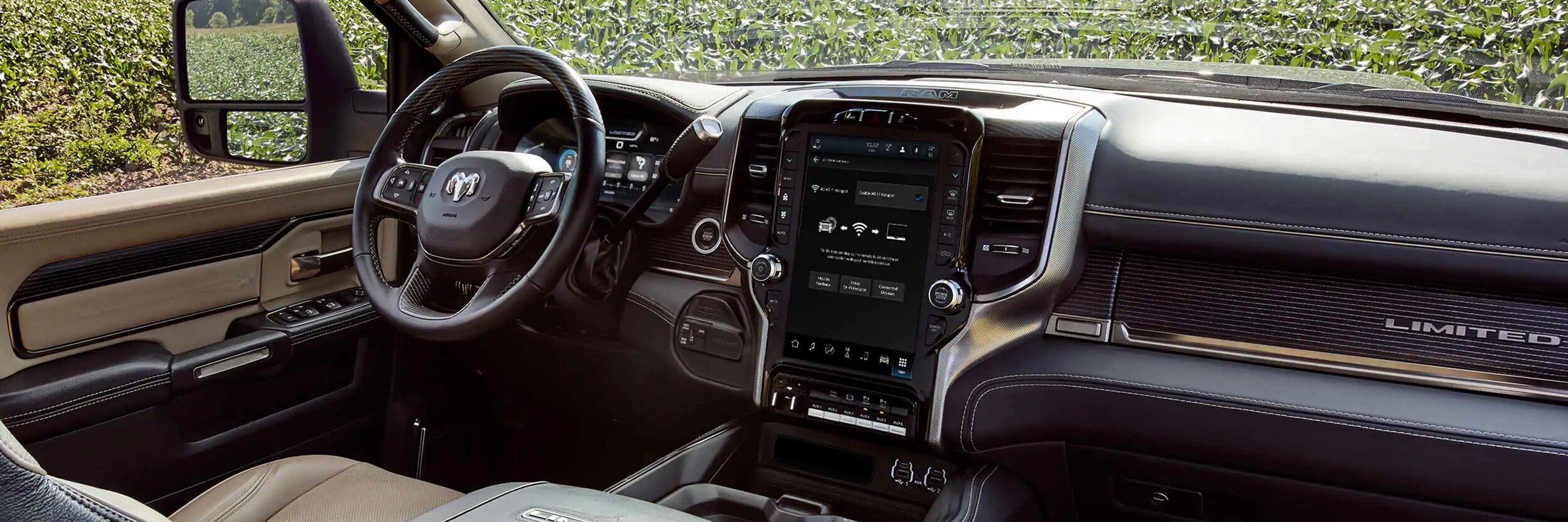 2023-RAM-Cab Interior.png