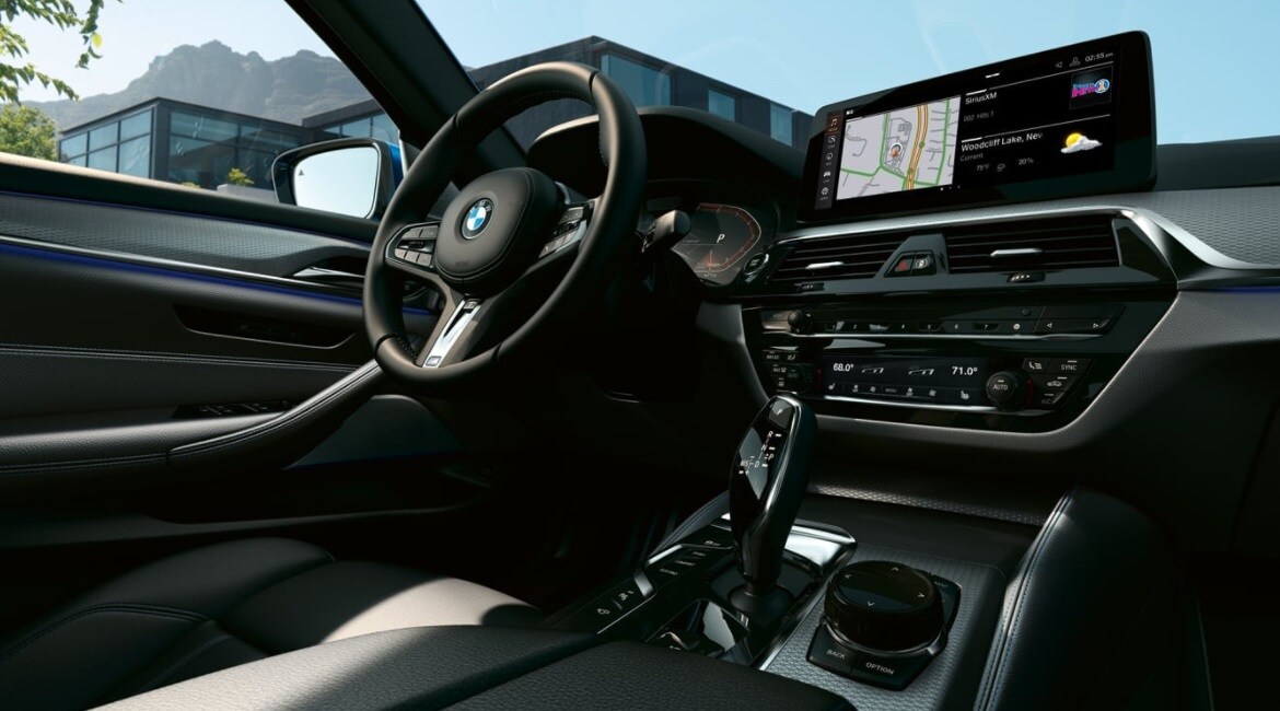 2021 BMW 5 Series Interior