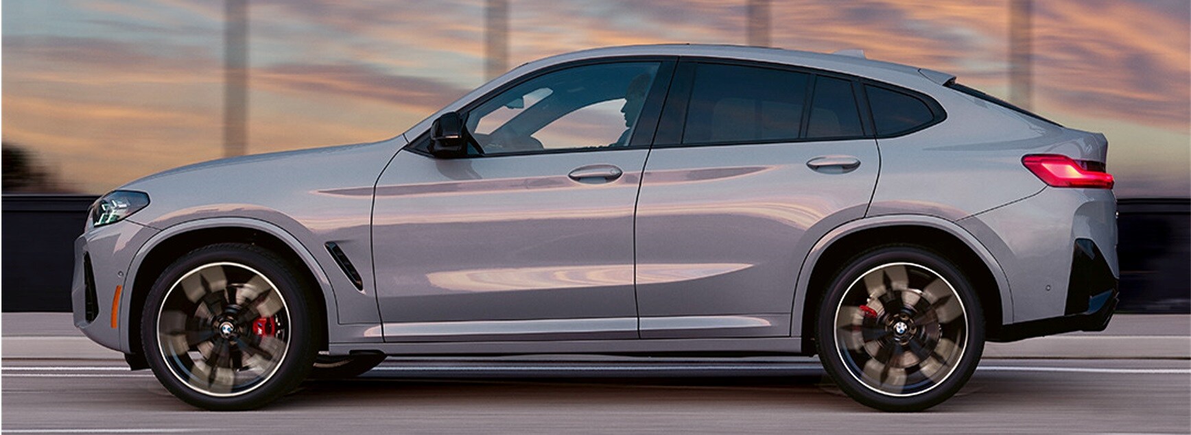 2022 BMW X4