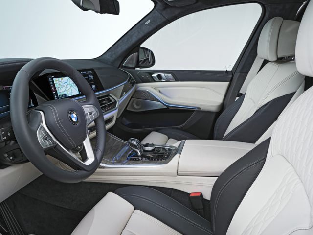2019_BMW_X7_Luxury_SUV_Interior_View_Drivers_Side
