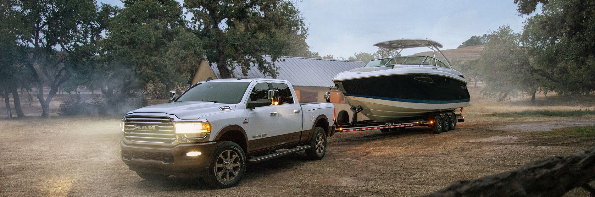 2022-RAM-2500-LaramieLonghorn-CrewCab-Truck-L01B.JPG