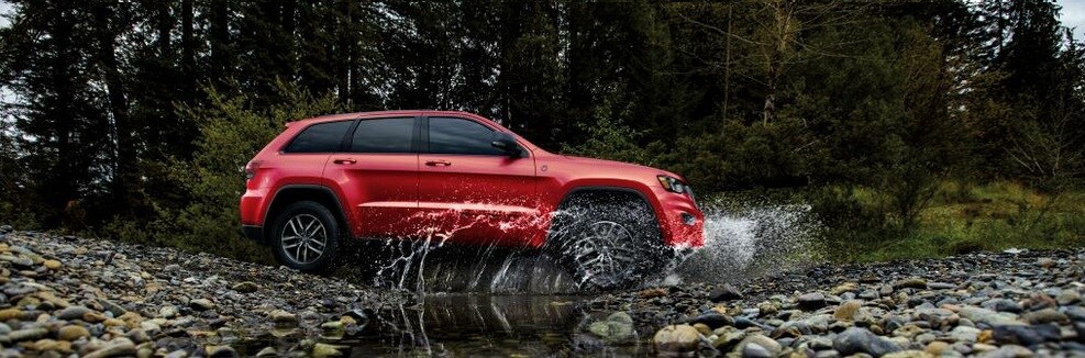New Jeep Grand Cherokee SUV in Painesville, OH
