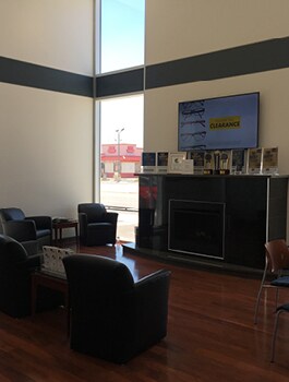 GarciaSubaru_ServiceCenter2.jpg