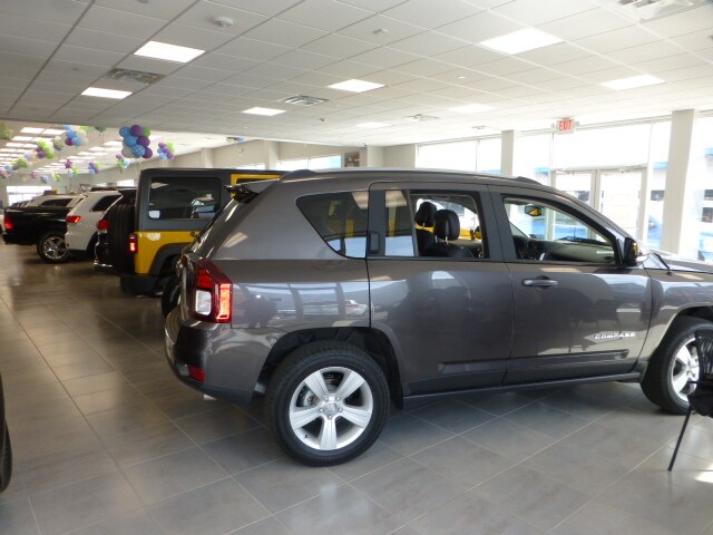 Garden City Jeep Chrysler Dodge new showroom April 2015 (11).JPG