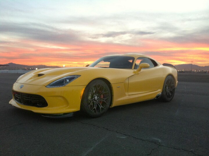 2013 203 ViperSRT.jpg