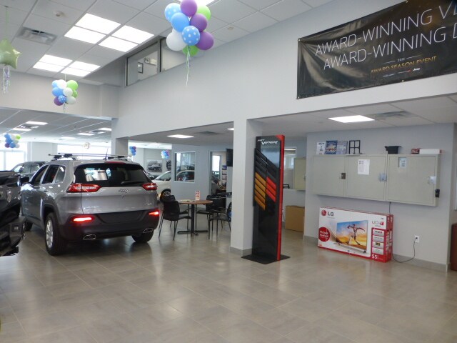 Garden City Jeep Chrysler Dodge new showroom April 2015 (8).JPG