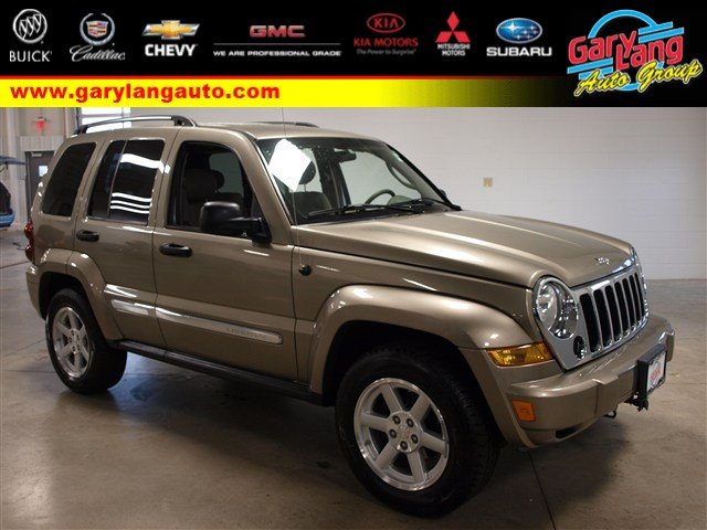 2007 Jeep Liberty.jpg