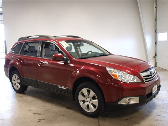2011 Subaru Outback.jpg