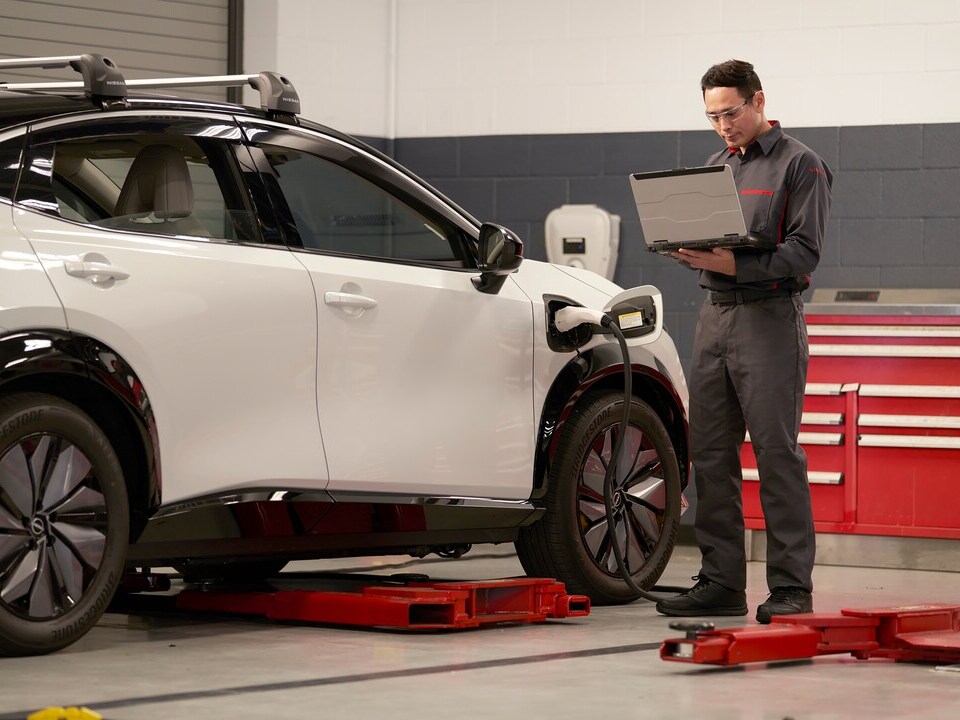 Complimentary Services for Electric Vehicles
