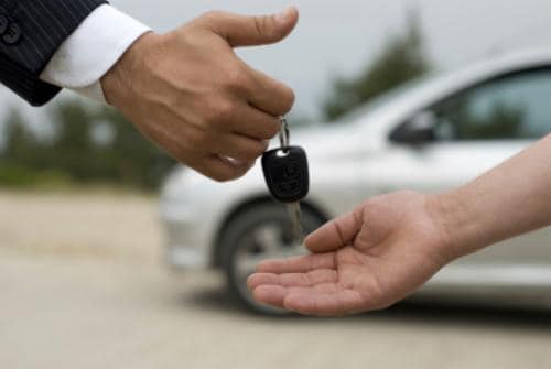 104692073_keys_hands.jpg