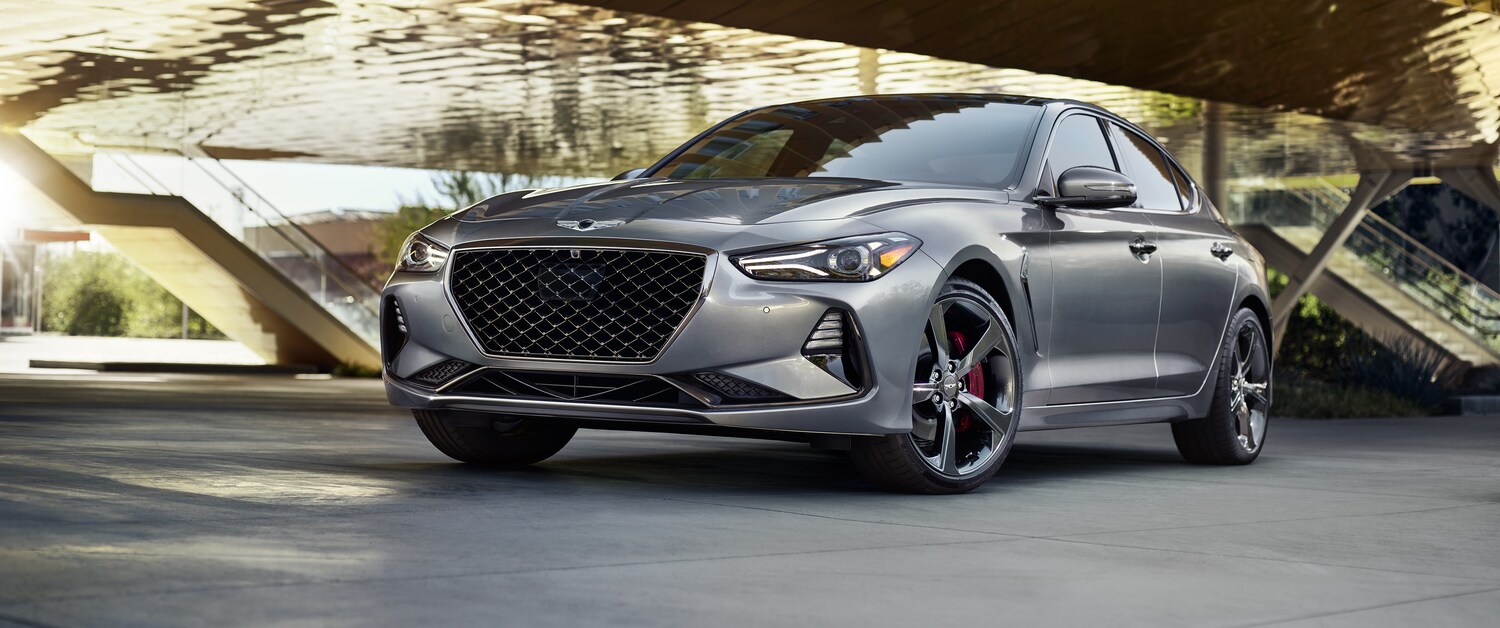 2021-Genesis-G70-2.0TAdvanced-Sedan-L05.png