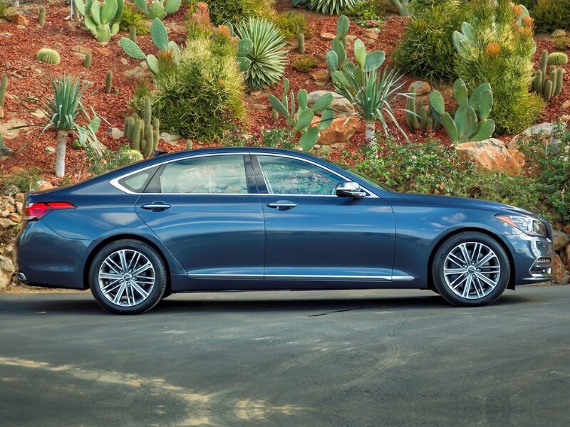 2019 Genesis G80 side exterior view