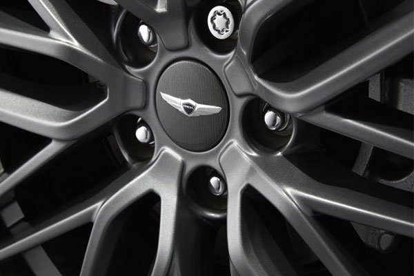 Genesis Wheel Detail