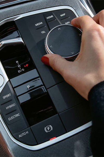 2023BMW.jpg